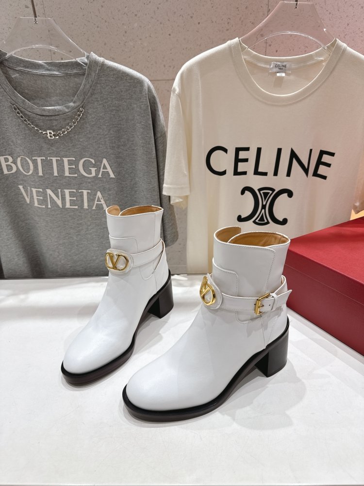 Ankle boots фото 3