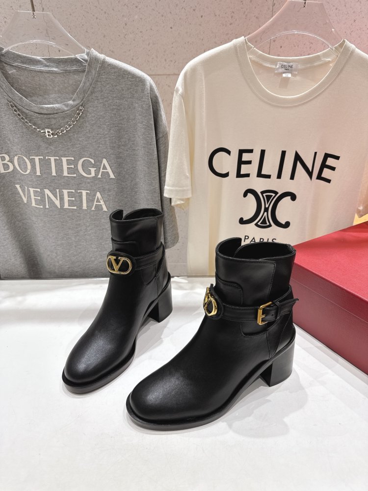 Ankle boots фото 3