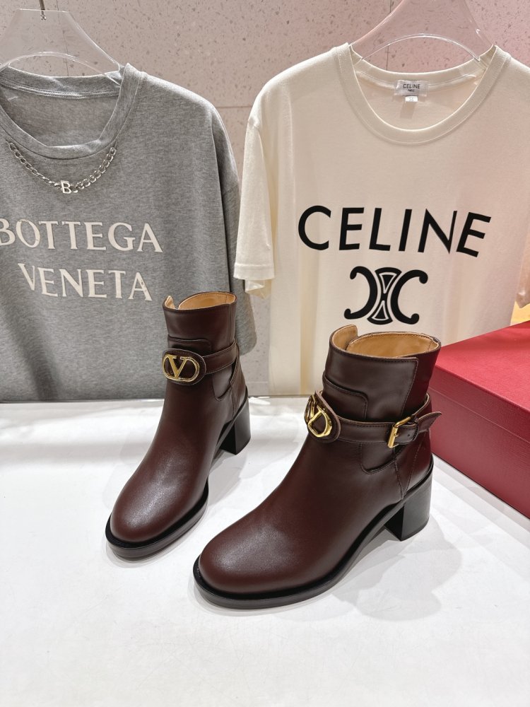 Ankle boots фото 3