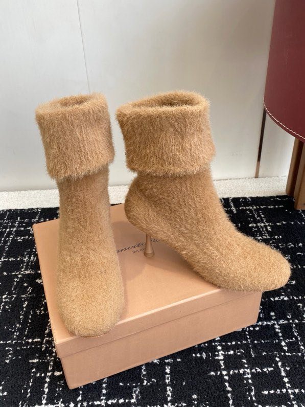 Ankle boots фото 4