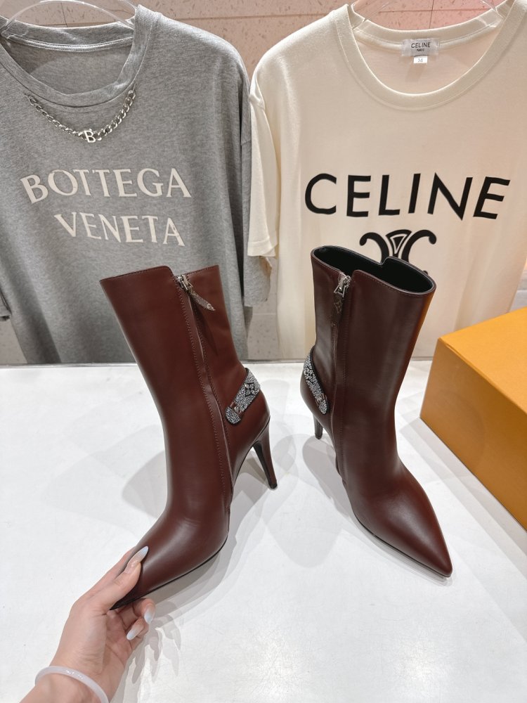 Ankle boots фото 4