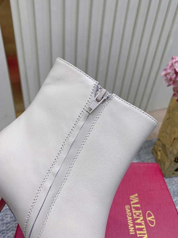 Ankle boots фото 5