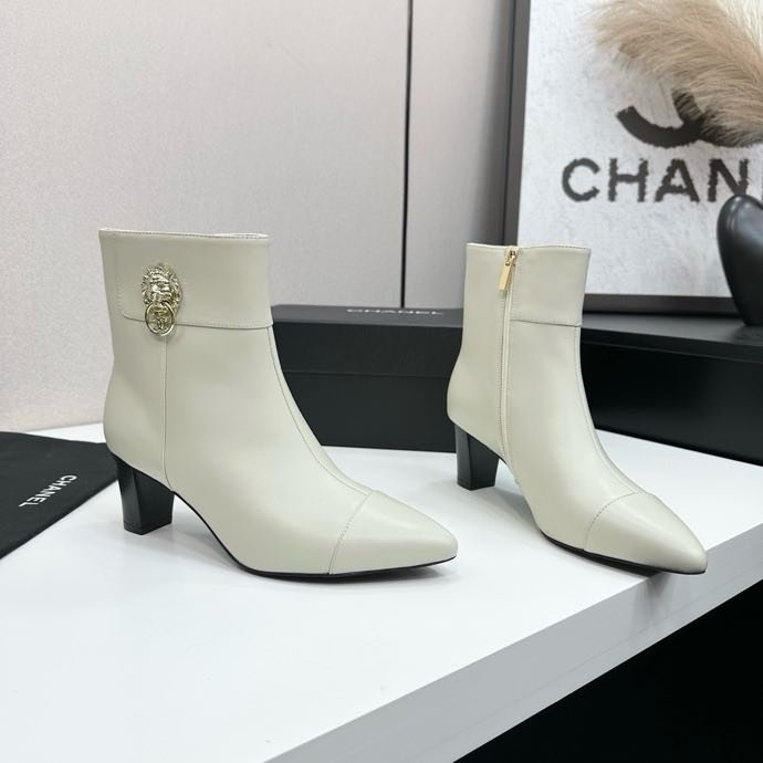 Ankle boots фото 5