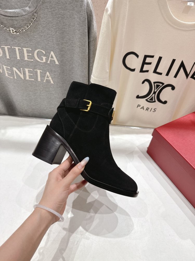 Ankle boots фото 5