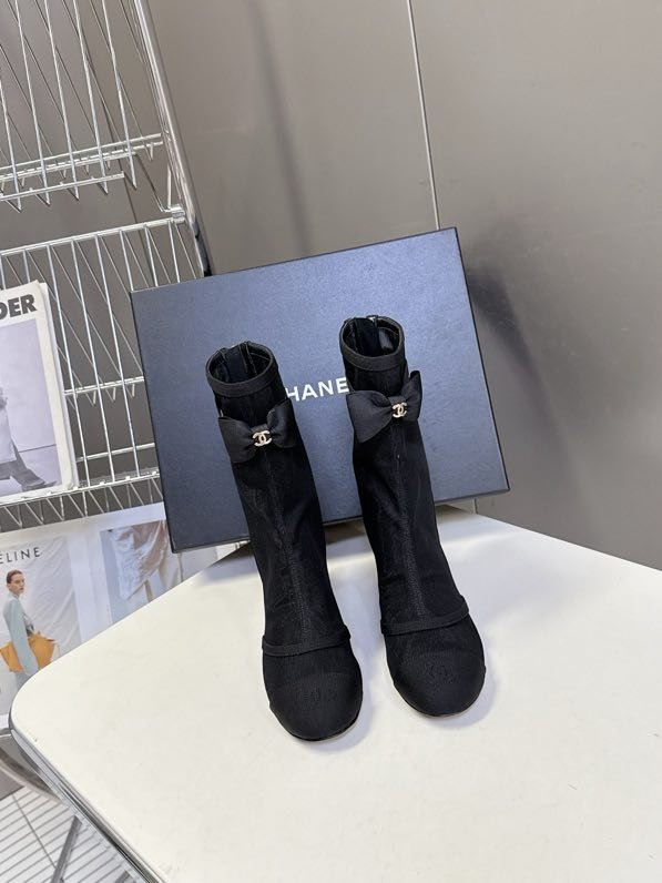 Ankle boots фото 6