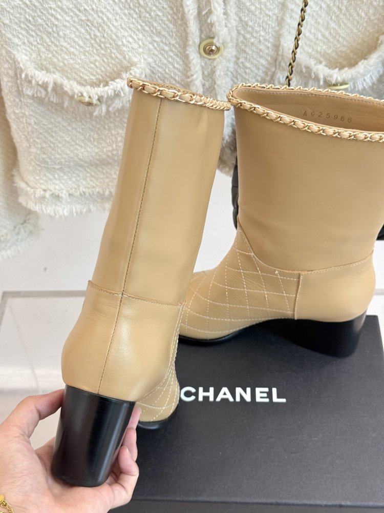 Ankle boots фото 6