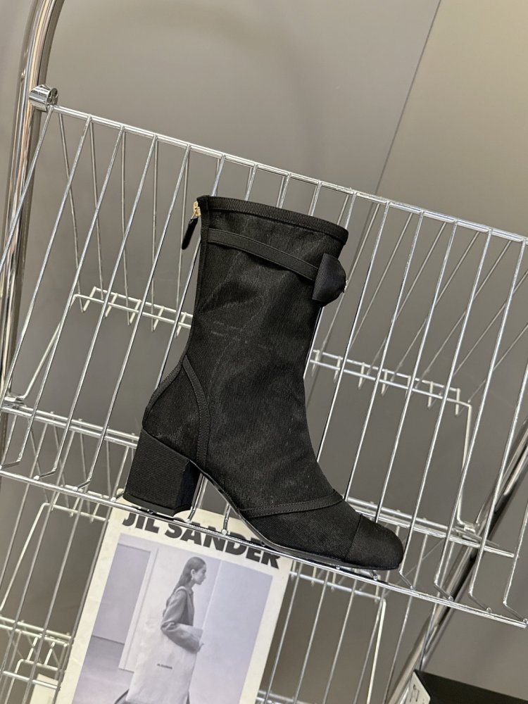 Ankle boots фото 6