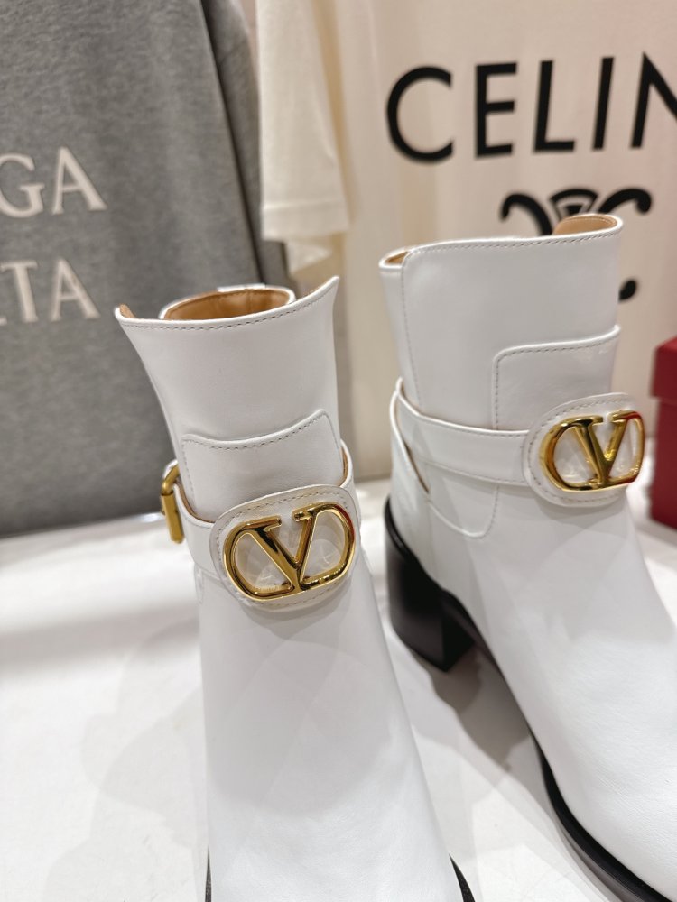 Ankle boots фото 6