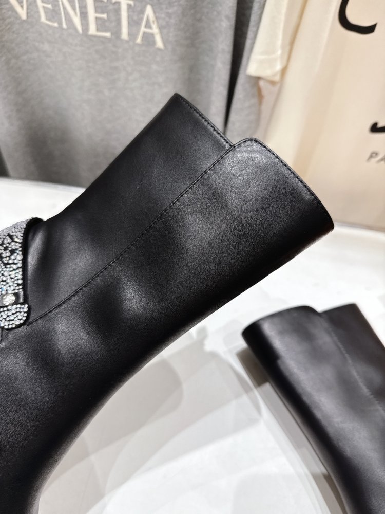 Ankle boots фото 7