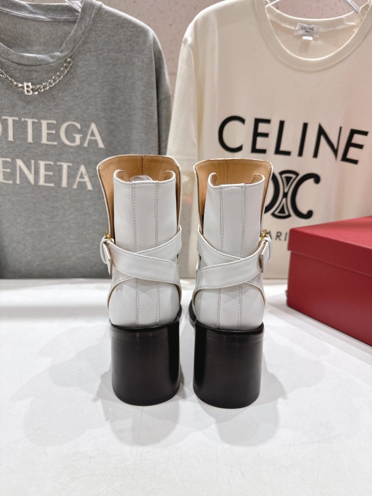 Ankle boots фото 8