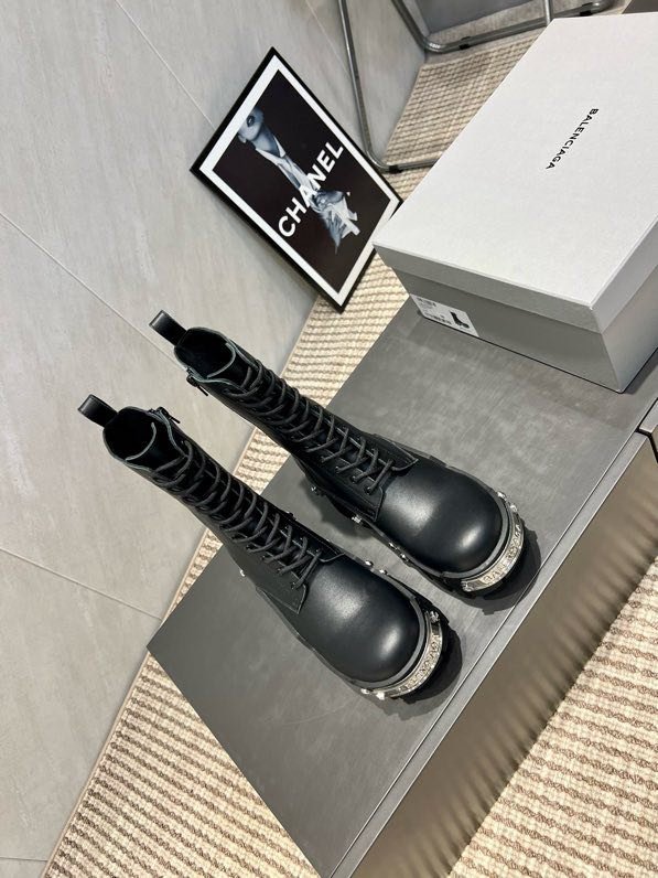 Ботинки Balenciaga Bulldozer кожаные фото 2