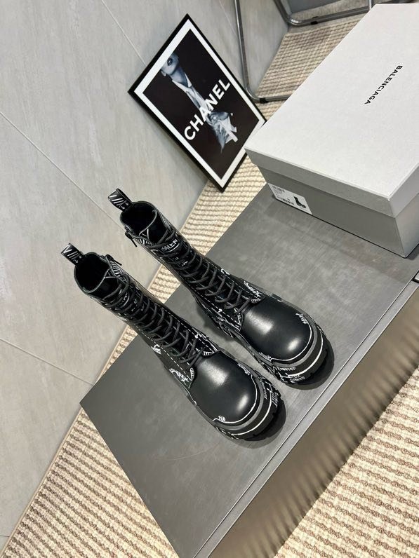 Ботинки Balenciaga Bulldozer кожаные фото 5