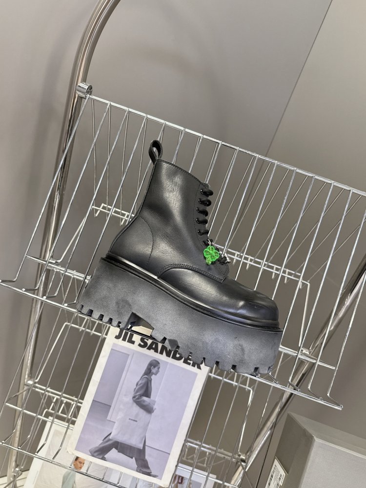 Ботинки BALENCIAGA STRIKE женские