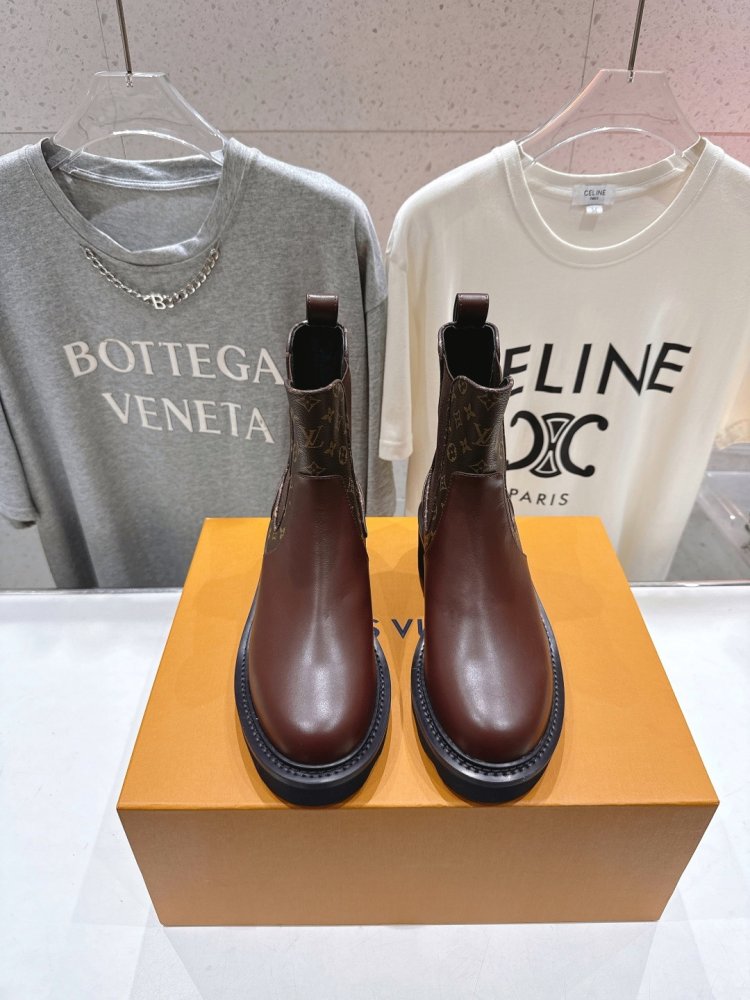 Ботинки Chelsea на толстой подошве женские фото 2