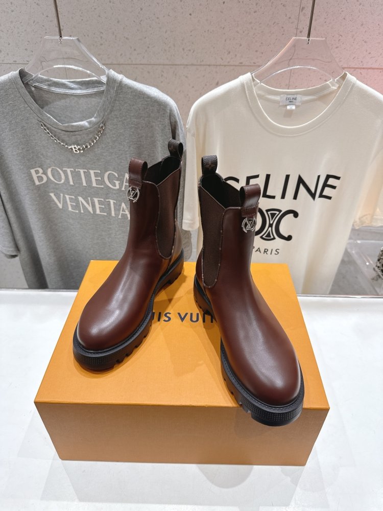 Ботинки Chelsea на толстой подошве женские фото 3