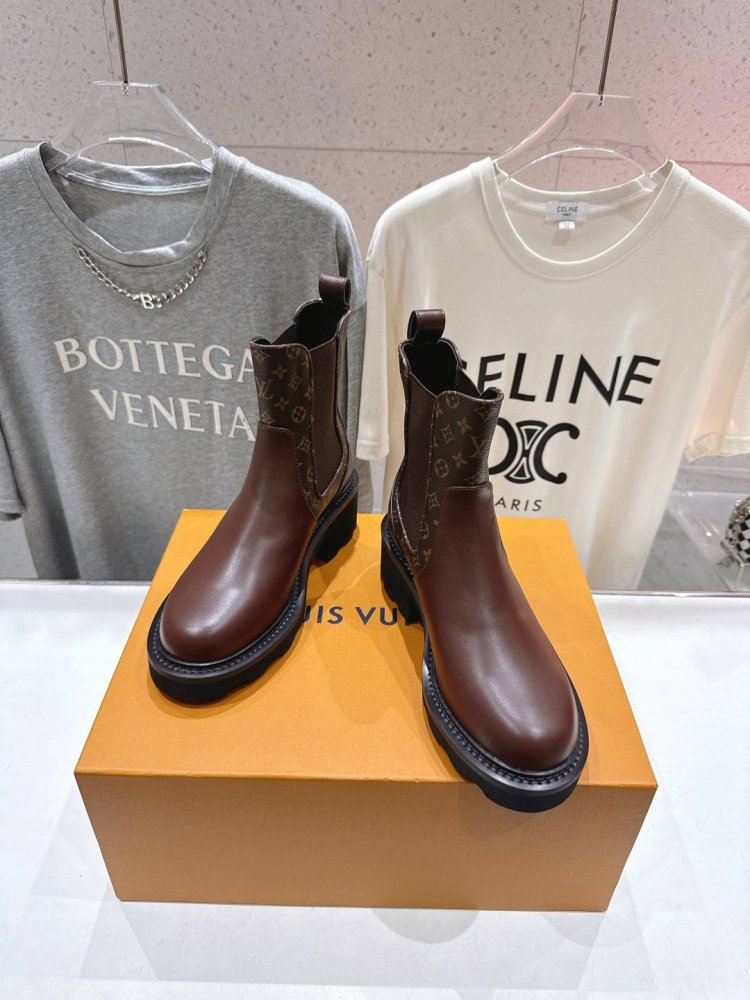 Ботинки Chelsea на толстой подошве женские фото 3