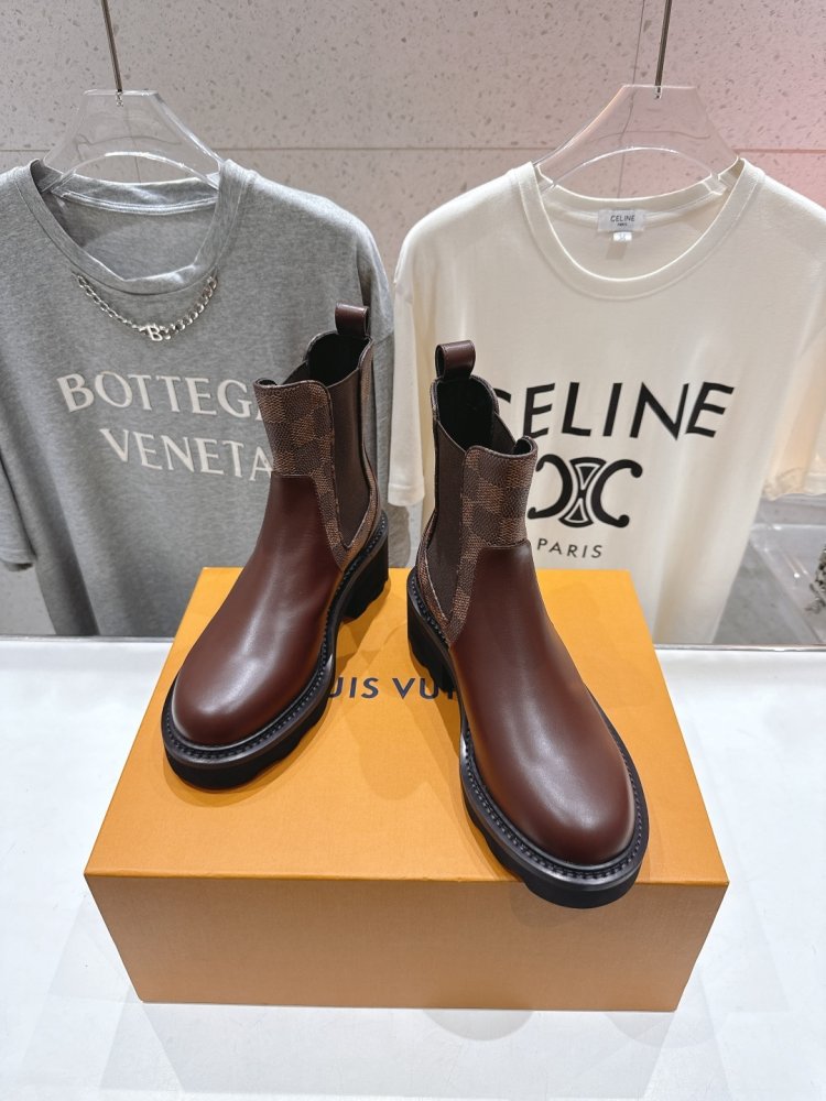 Ботинки Chelsea на толстой подошве женские фото 3