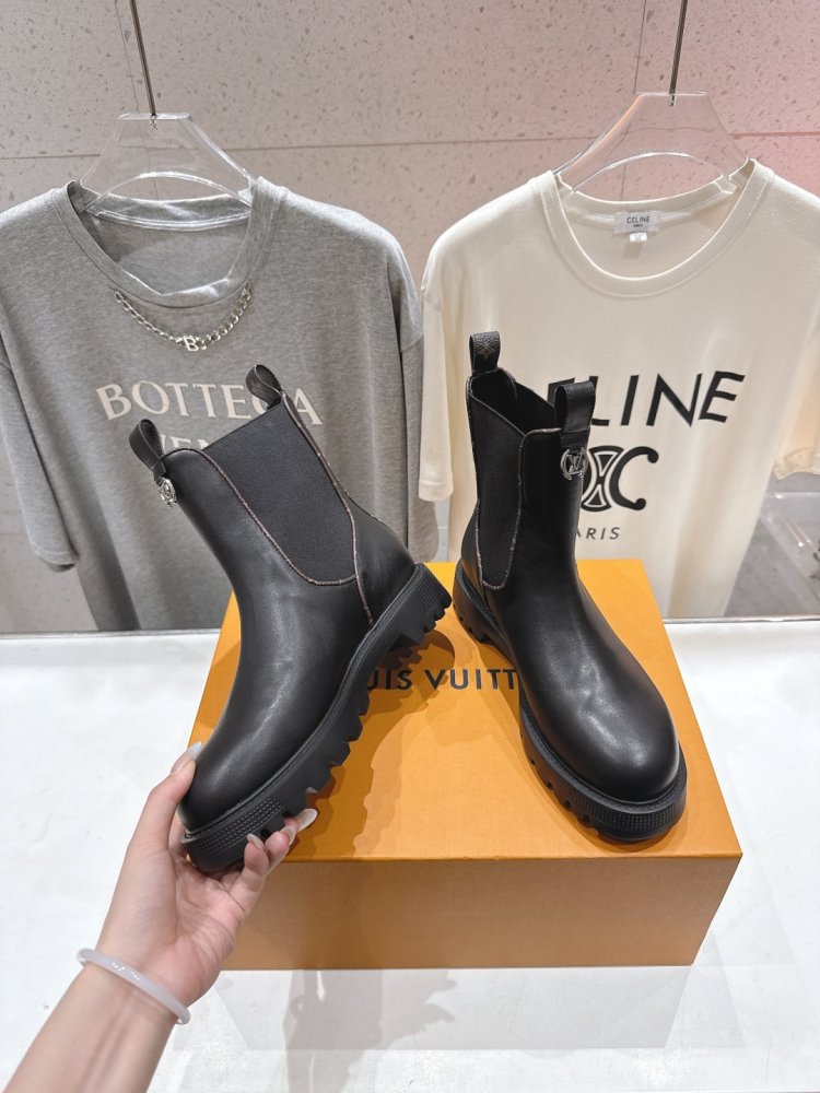 Ботинки Chelsea на толстой подошве женские фото 4