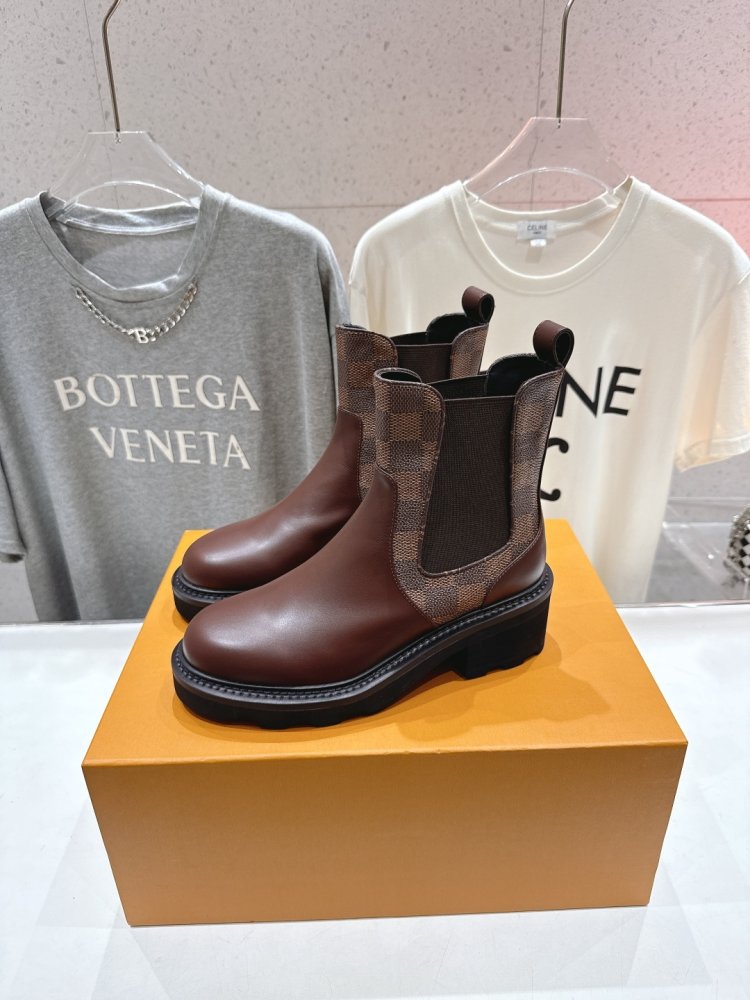 Ботинки Chelsea на толстой подошве женские фото 4