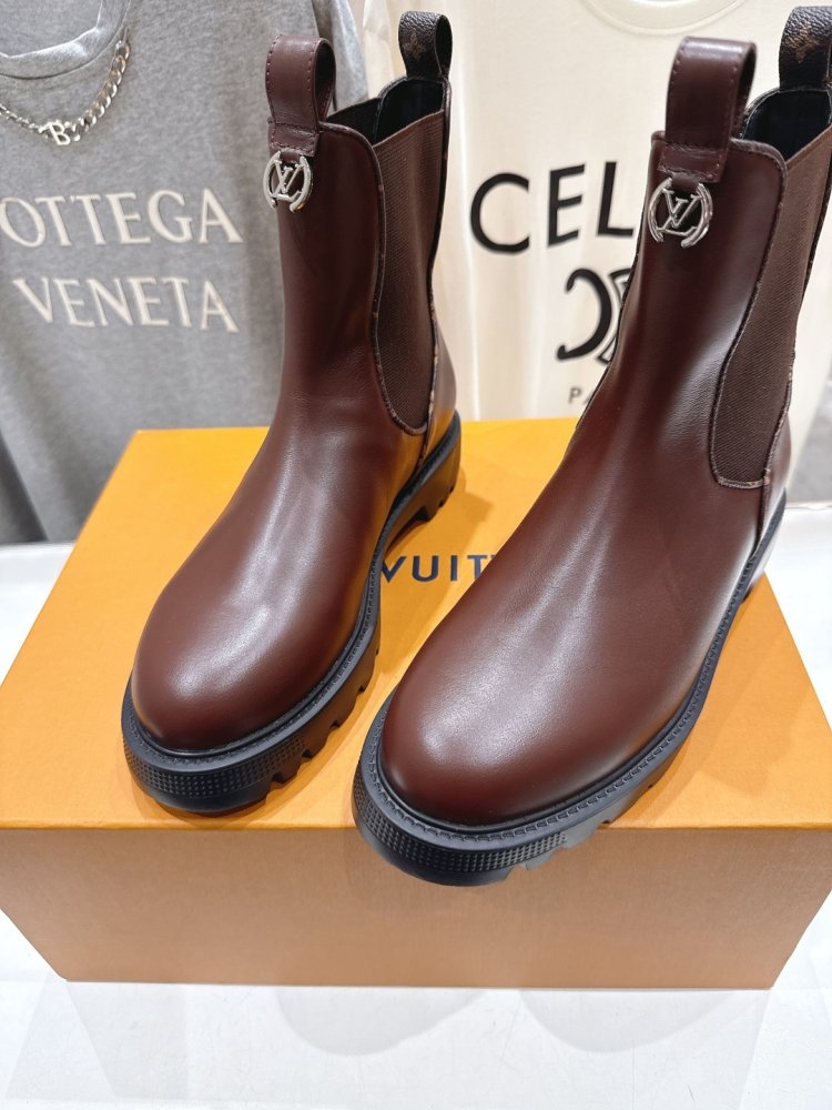 Ботинки Chelsea на толстой подошве женские фото 7