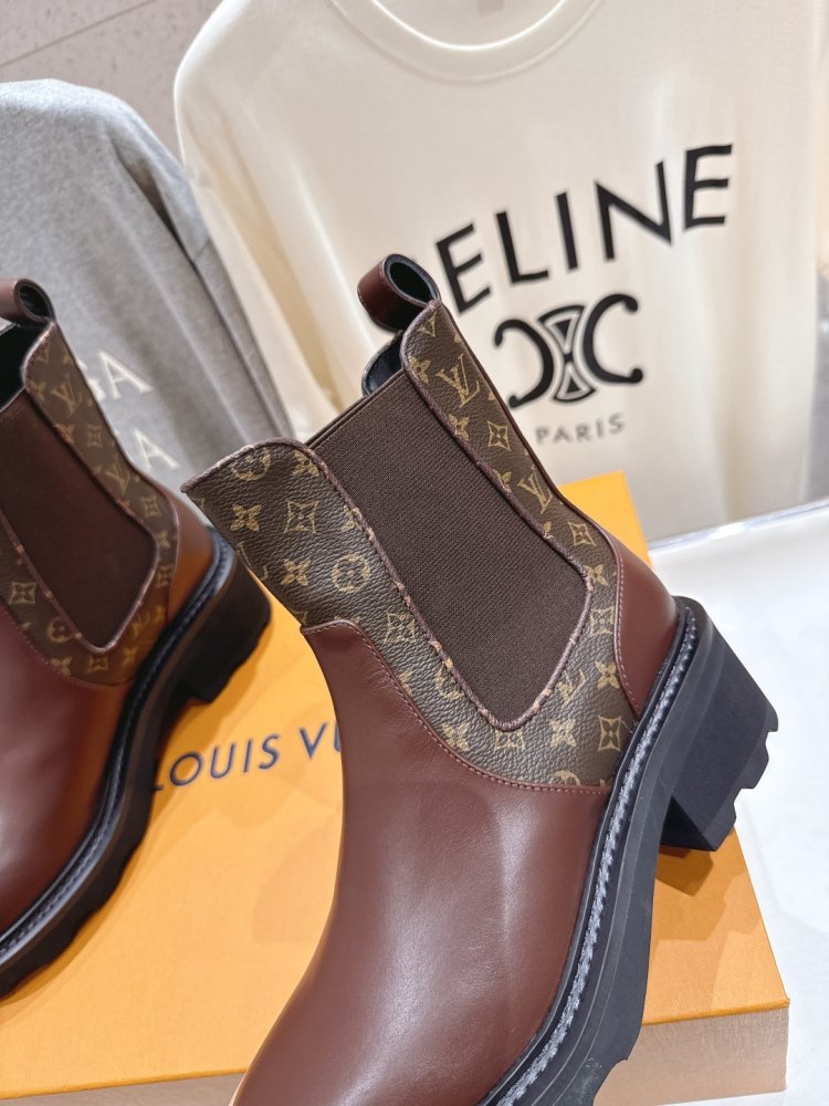 Ботинки Chelsea на толстой подошве женские фото 7