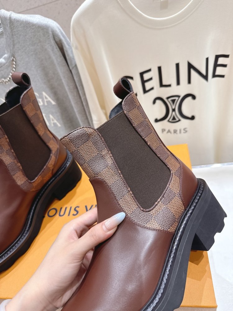 Ботинки Chelsea на толстой подошве женские фото 7