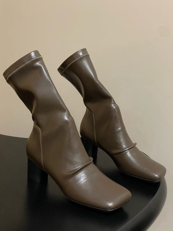 Черевики шкіряні на підборах фото 9