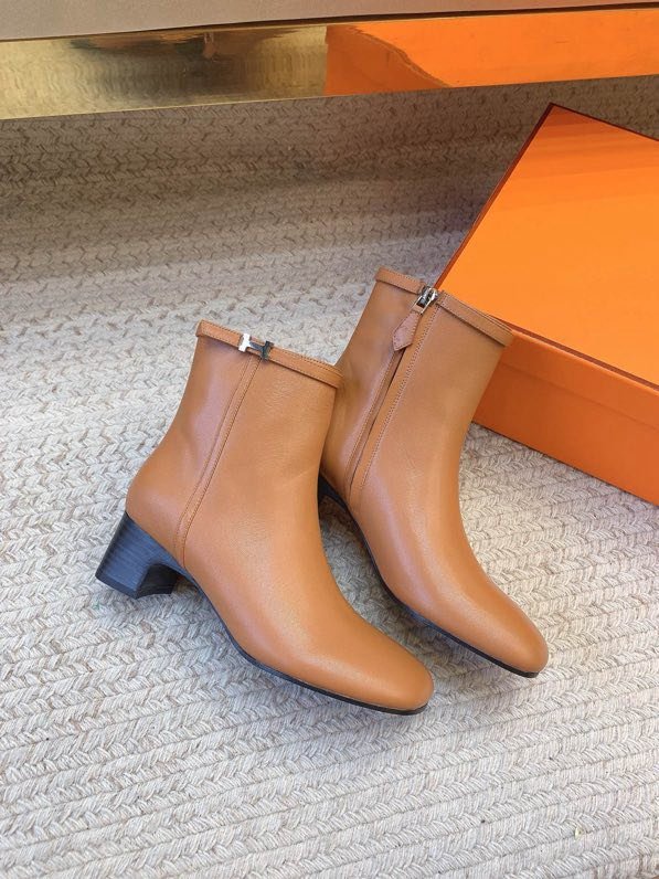 Ботинки кожаные на молнии