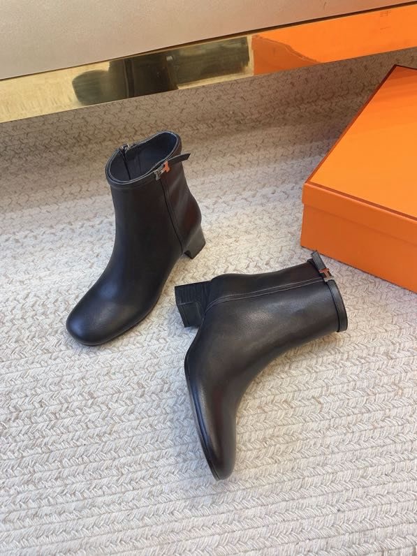 Ботинки кожаные на молнии фото 2