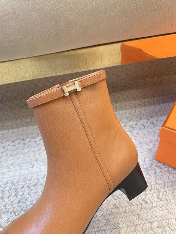 Ботинки кожаные на молнии фото 8