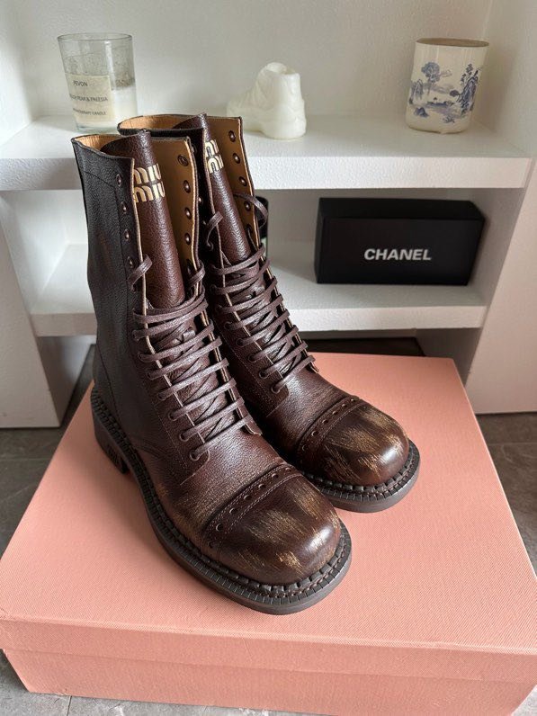 Ботинки кожаные на шнуровке