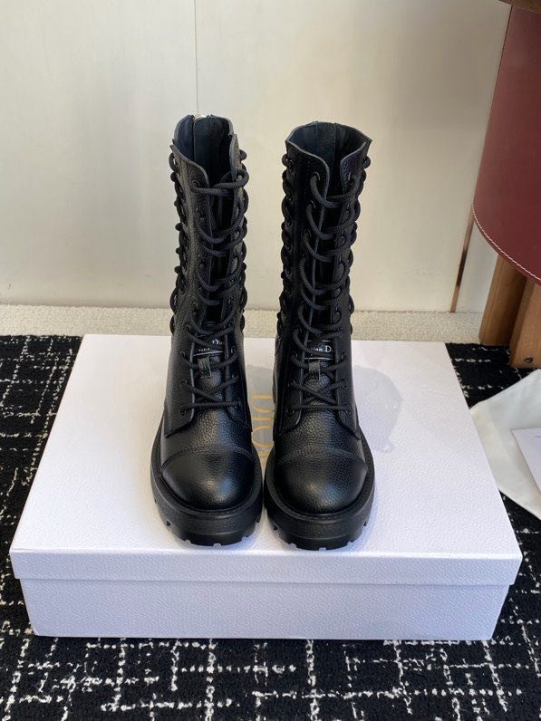 Boots leather on lace фото 5