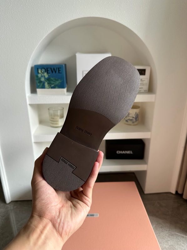 Ботинки кожаные на шнуровке фото 6