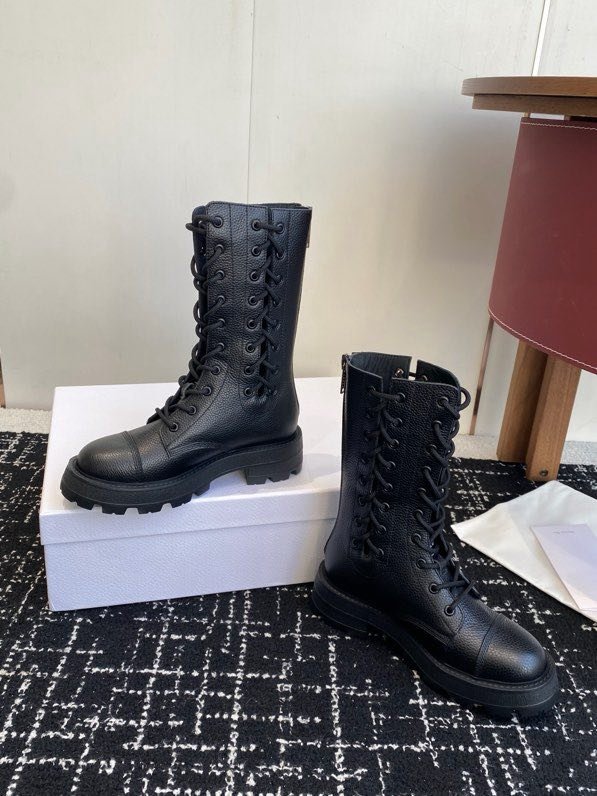 Boots leather on lace фото 9