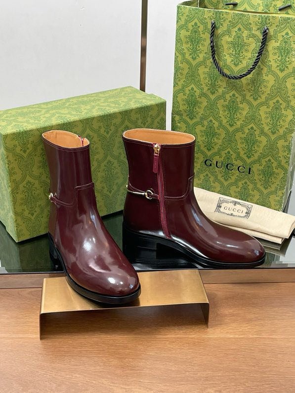 Ботинки кожаные женские