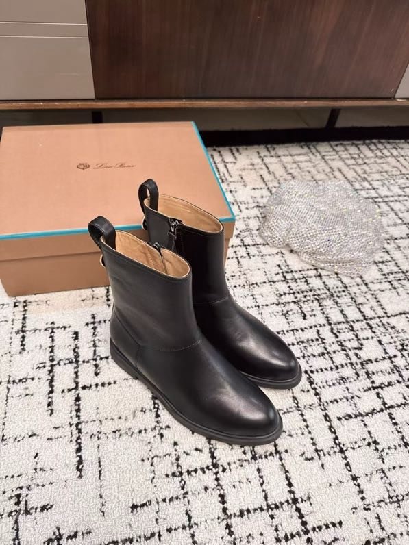 Boots leather women's