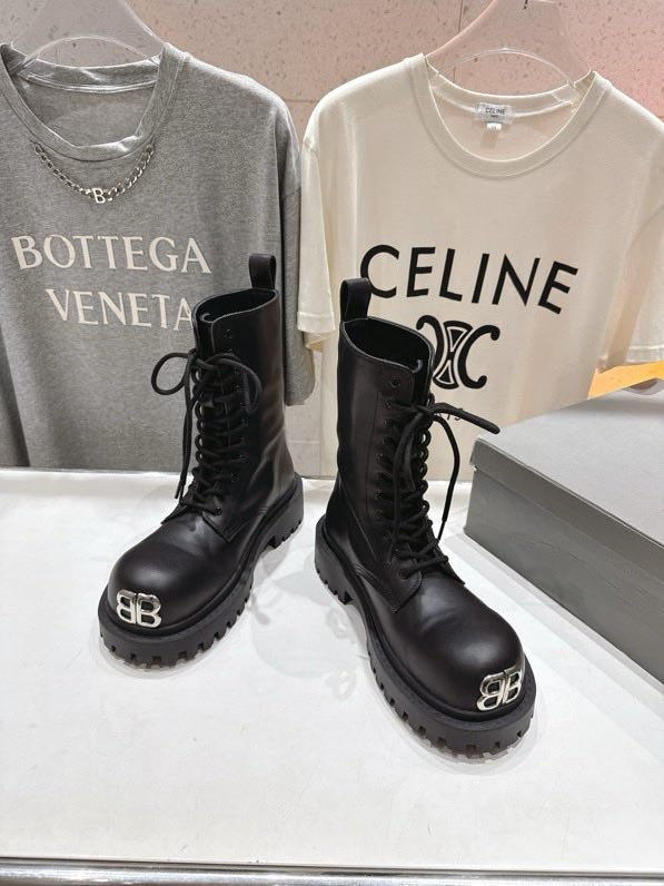 Boots leather women's