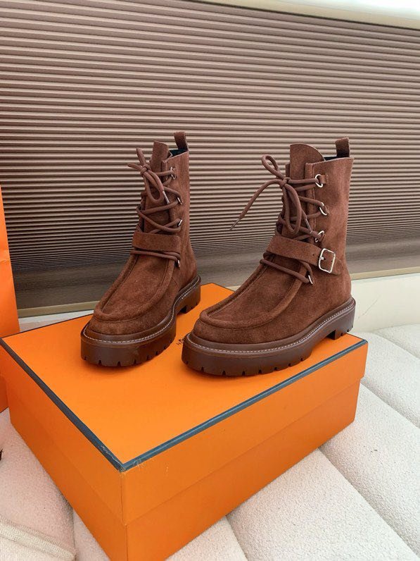 Ботинки кожаные женские