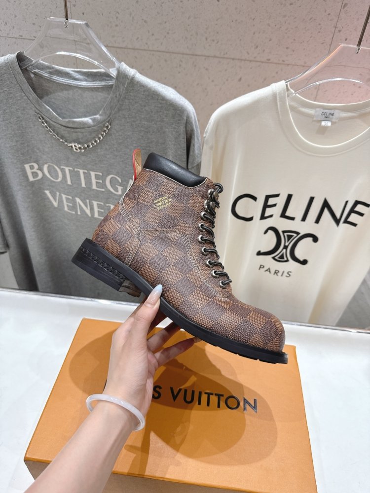 Черевики шкіряні жіночі