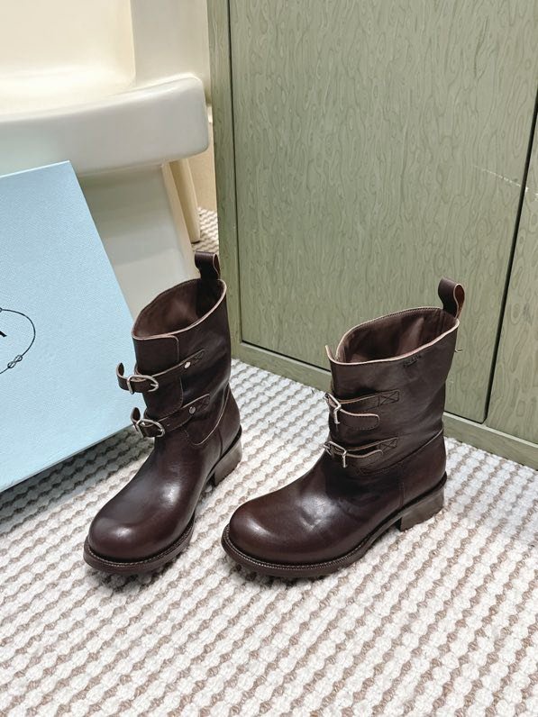 Boots leather women's