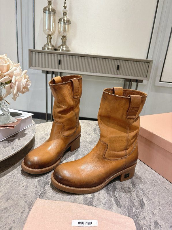 Boots leather women's