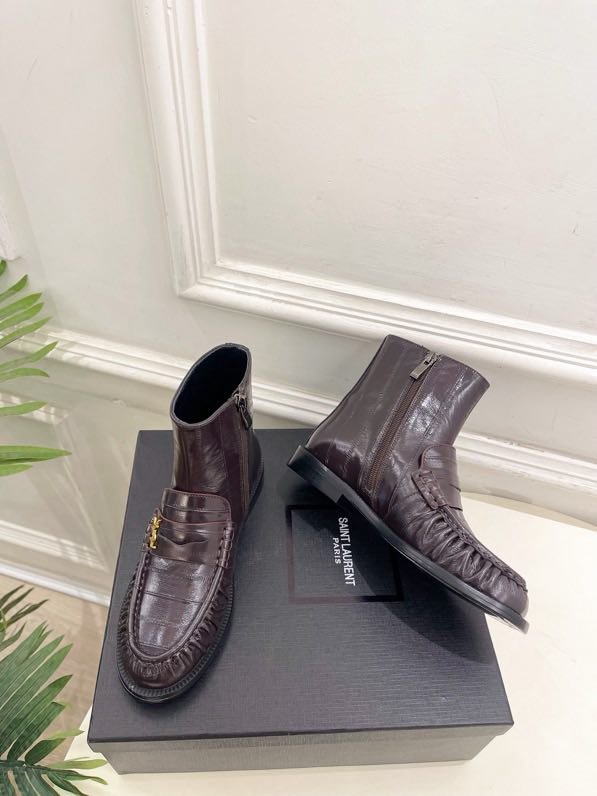 Ботинки кожаные женские