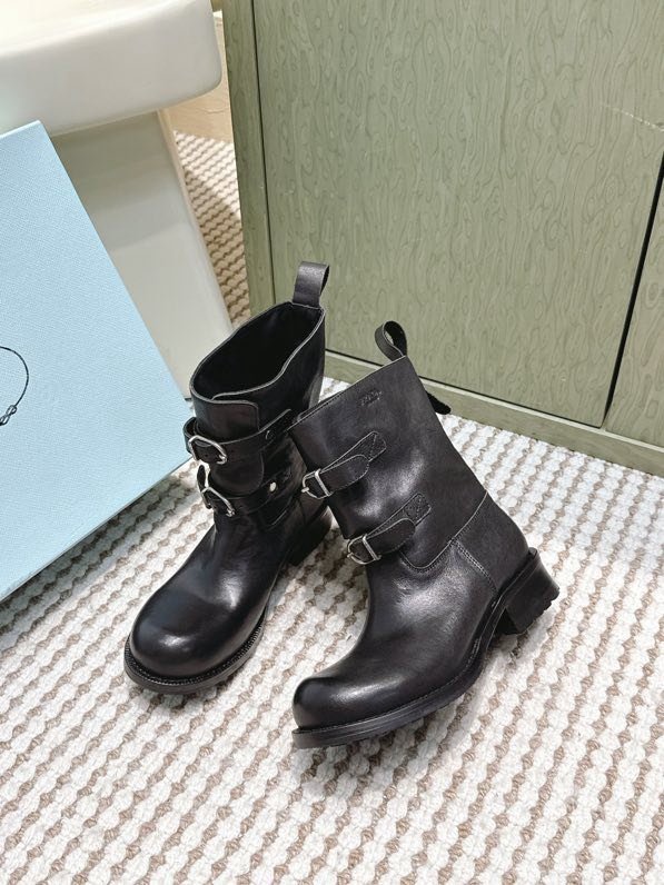 Boots leather women's фото 2