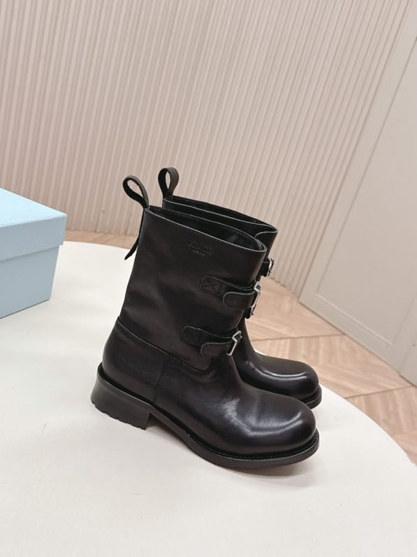 Boots leather women's фото 2