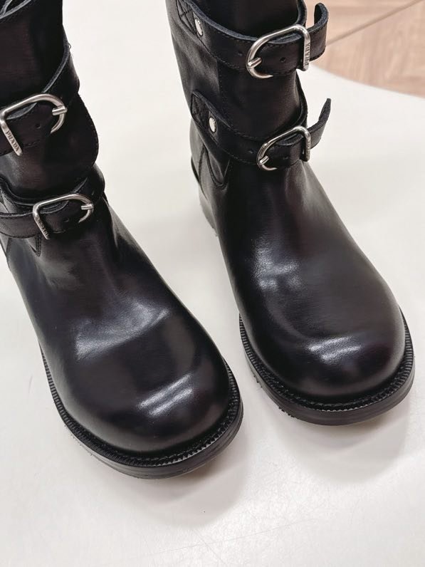 Boots leather women's фото 4