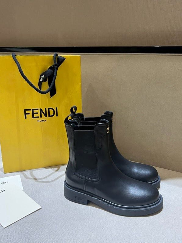 Boots leather women's фото 4