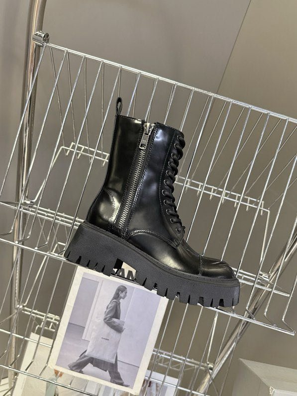 Boots leather women's фото 5