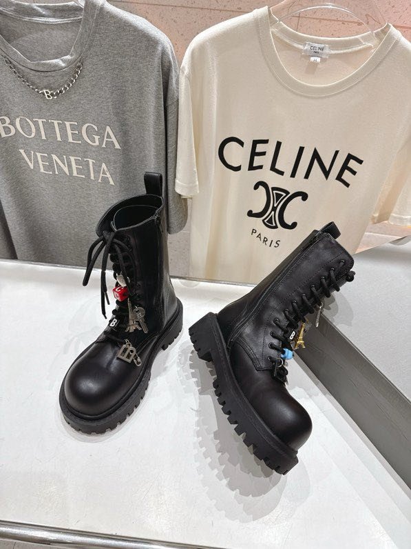 Boots leather women's фото 5