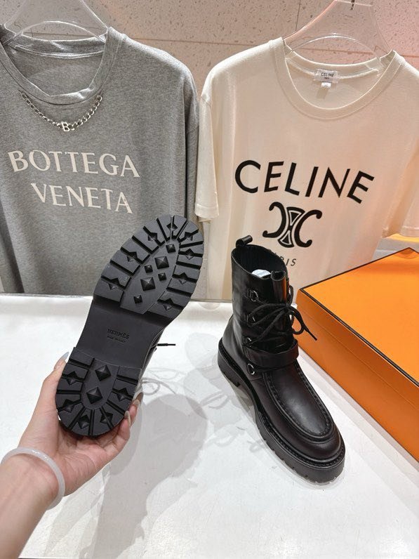 Boots leather women's фото 5