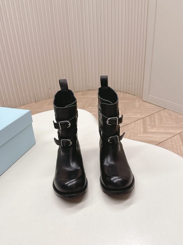 Boots leather women's фото 5